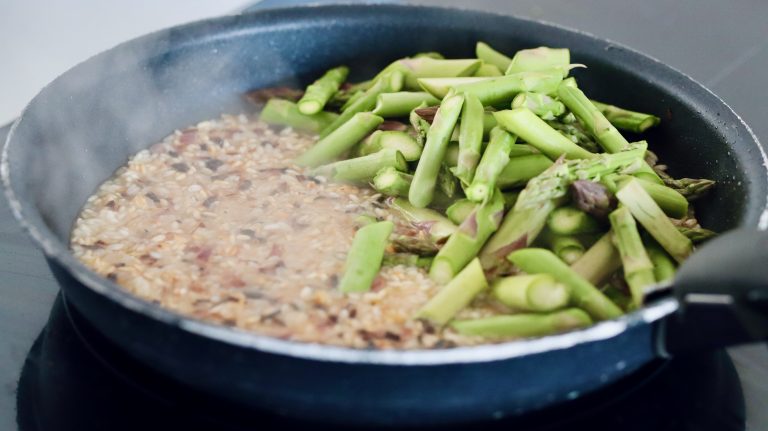 Sommerliches Risotto mit grünem Spargel - 4