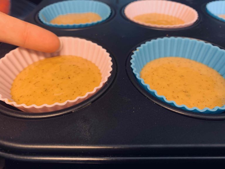 Kürbis & Kaffee Cupcakes - Optimale Einfüllhöhe