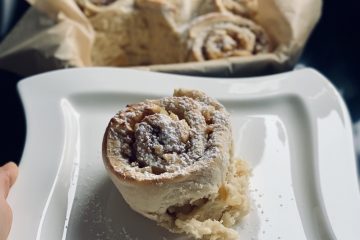 Fluffige Hefeschnecken mit Apfel-Zimt-Füllung