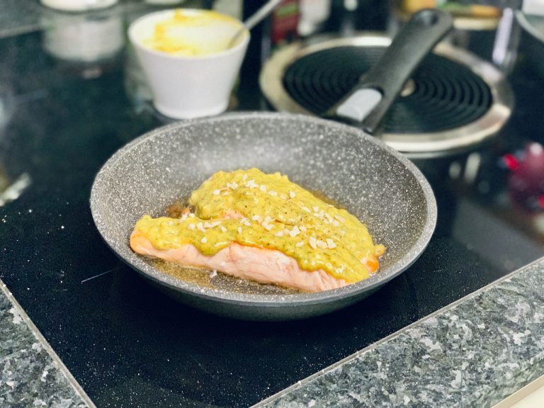 Frische Kartoffel-Rösti mit Lachs - Marinade Frische Kartoffel-Rösti mit Lachs - Marinade