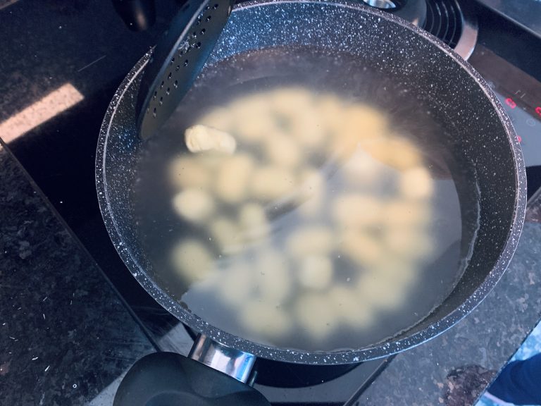 Fluffige Kartoffelgnocchi ohne Mehl - Grundrezept - 11
