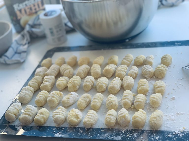 Fluffige Kartoffelgnocchi ohne Mehl - Grundrezept - 4 Fluffige Kartoffelgnocchi ohne Mehl - Grundrezept - 4