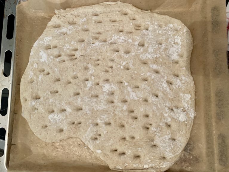 Löcher im Focacciateig Löcher im Focacciateig