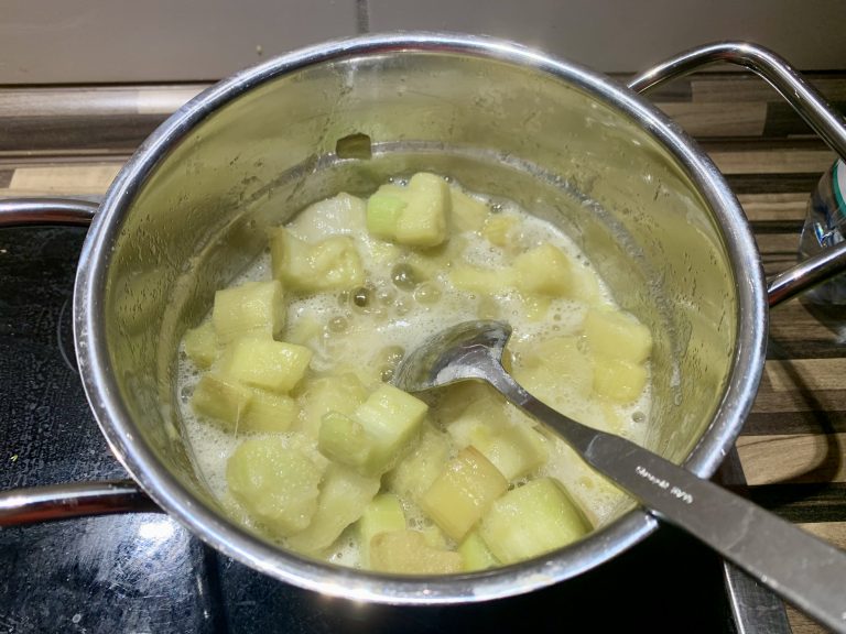 Rhabarber kochen Rhabarber kochen