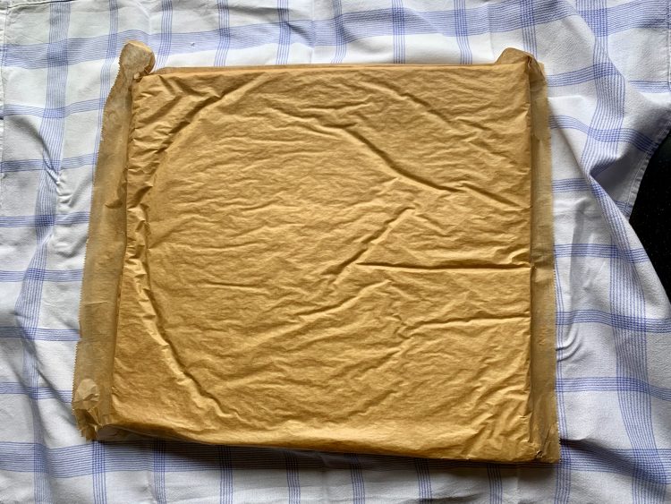 Biskuitteig umdrehen Biskuitteig umdrehen