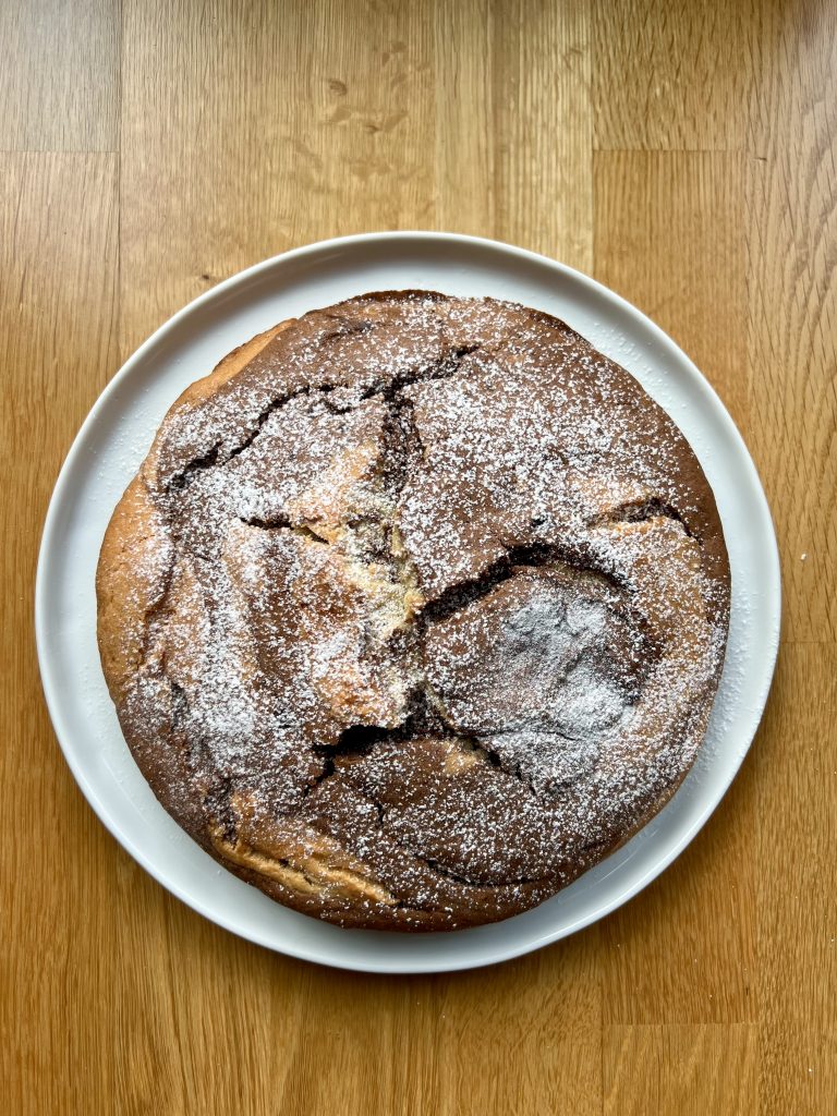 Kinderleichter Marmorkuchen mit Zebramuster Kinderleichter Marmorkuchen mit Zebramuster