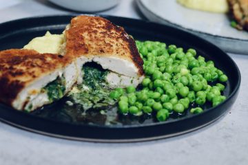 Kyjiwer Koteletts mit Stampf und Erbsen - 9