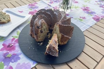 Fluffiger Gugelhupf aus Hefeteig