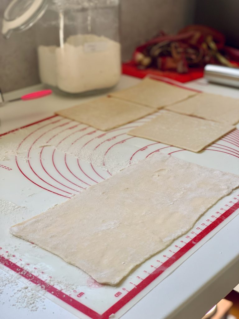 Ruckzuck Rhabarber-Puddingplunder mit frischem Vanillepudding - 8