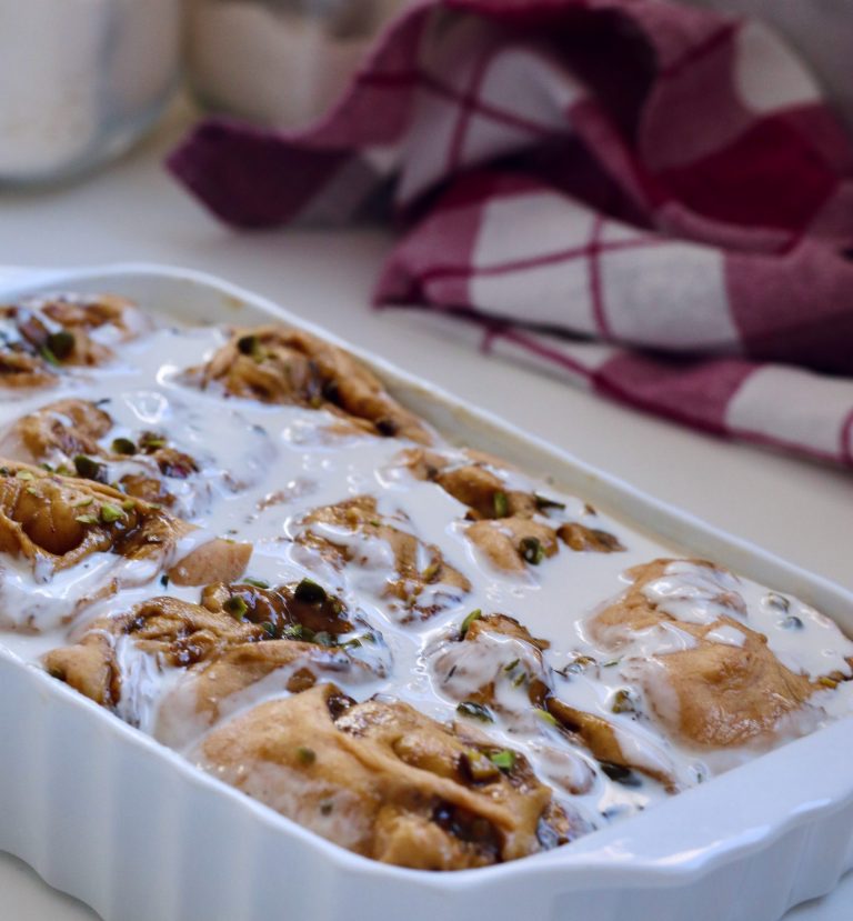 American-Style Hefeschnecken mit Pistazienfüllung - 20