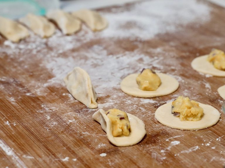 Varenyky gefüllt mit Kartoffeln und Zwiebeln - 11