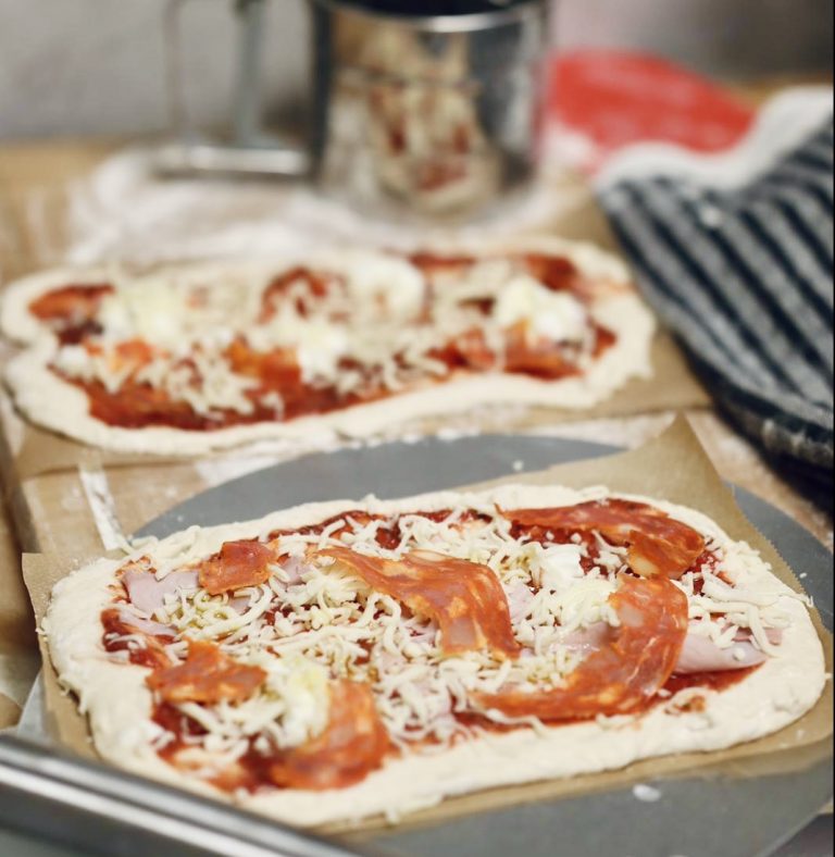 Pinsas belegen Pinsas belegen