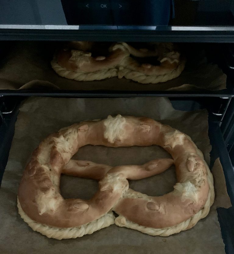 Fertige Brezeln Fertige Brezeln