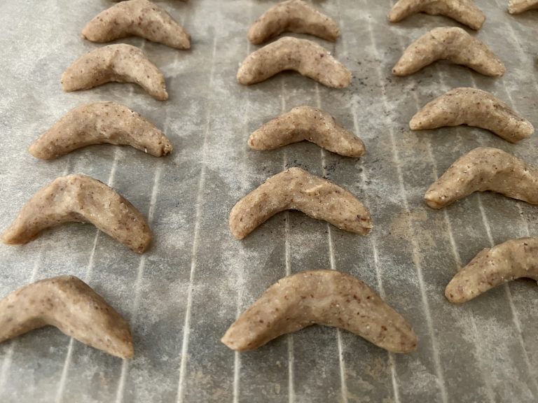 Vanillekipferln formen Vanillekipferln formen