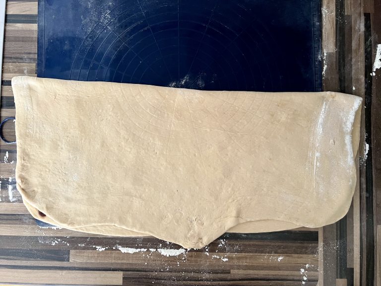 Rechteck in der Mitte falten