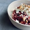 Rote Bete Apfel Salat mit Feta und Walnüssen