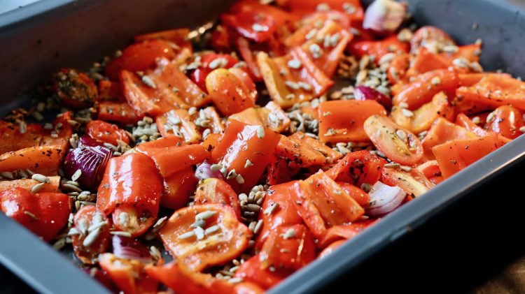 Gebackener Blumenkohl mit Paprika-Kokospü und schwarzem Reis - 3