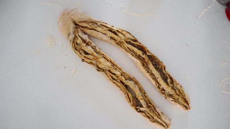 Sommerlicher Pistazien-Hefezopf mit Lemon Curd - 8