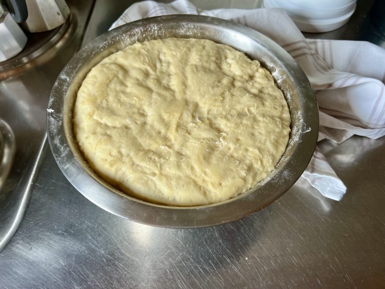 Teig fürs Stockbrotrezept - Volumen hat sich verdoppelt