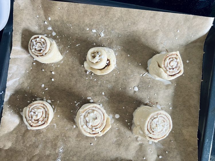 Kandelbullar vor dem Backen Vor dem Backen